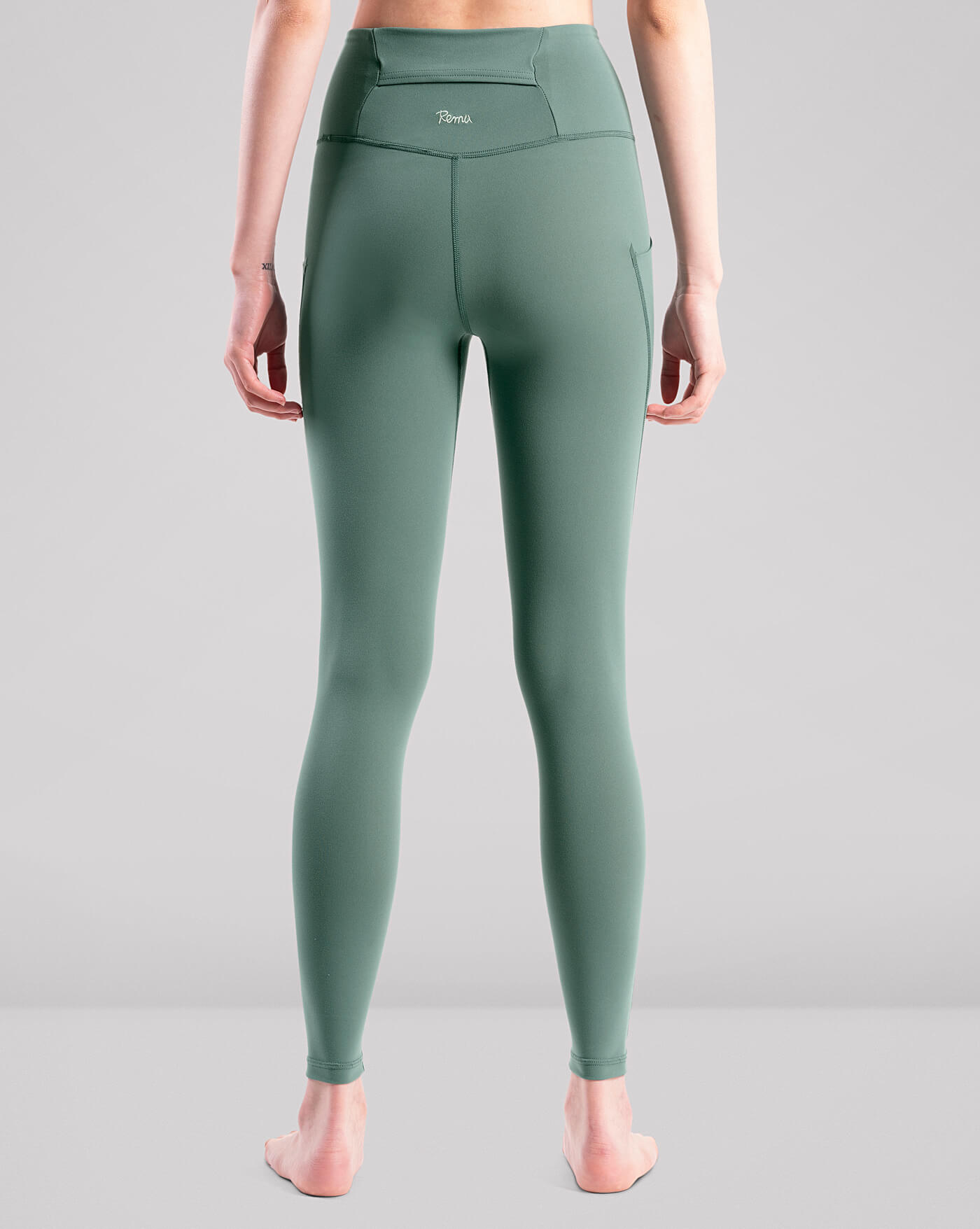 INFUSE 全方位高腰壓縮褲｜Skin hover