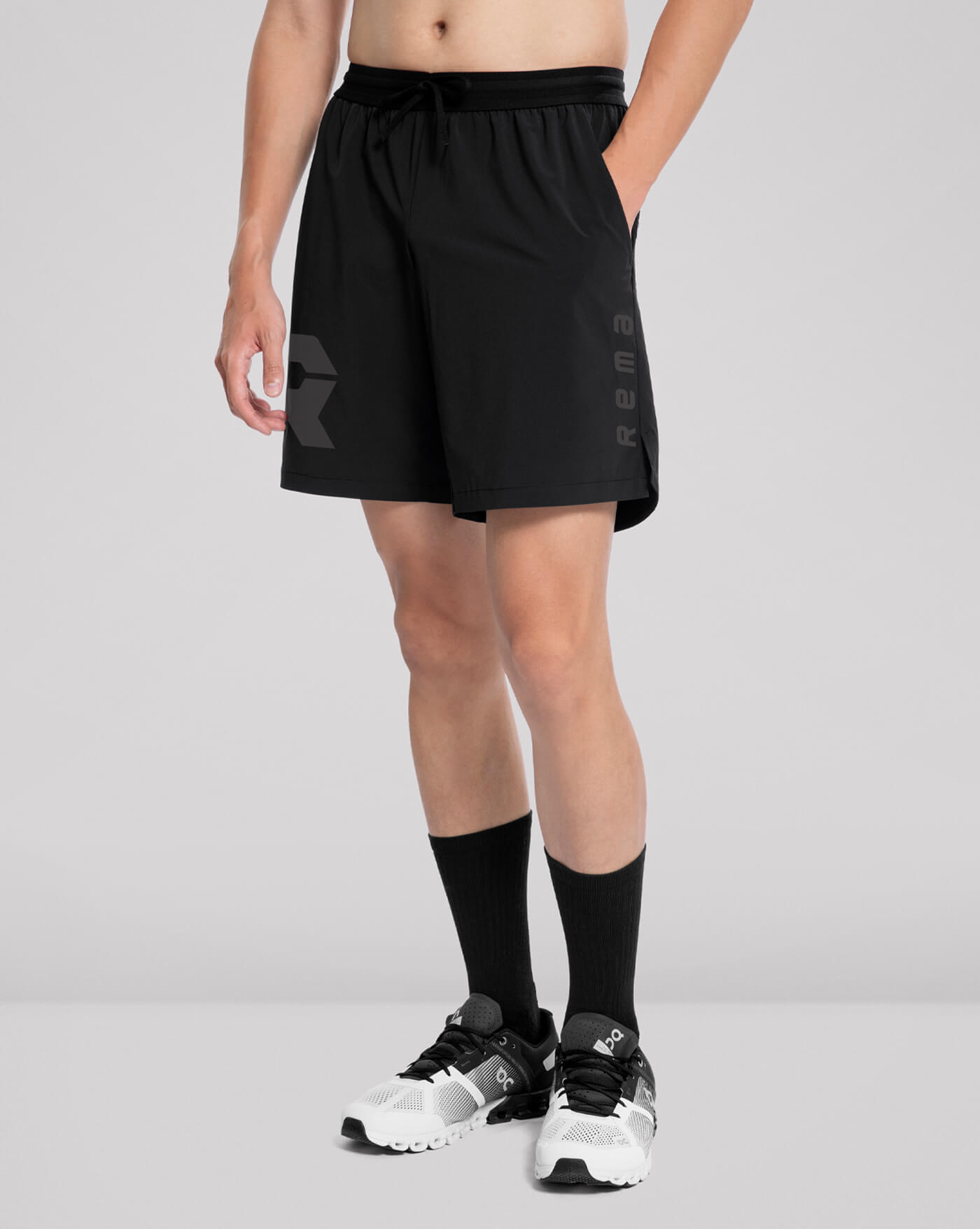 全方位超輕運動短褲