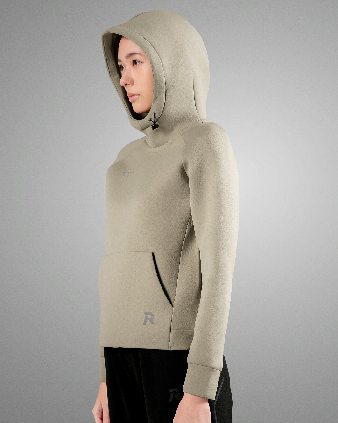 MOT001 LightShell™ 輕暖連帽上衣 hover