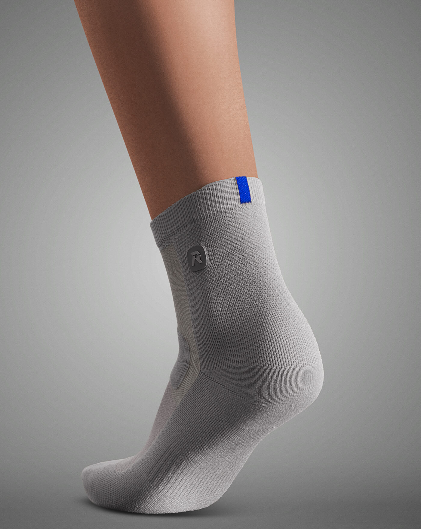 碳板型跑鞋-專用跑襪 | 短筒 hover