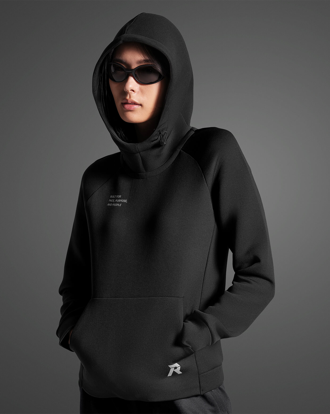 MOT001 LightShell™ 輕暖連帽上衣