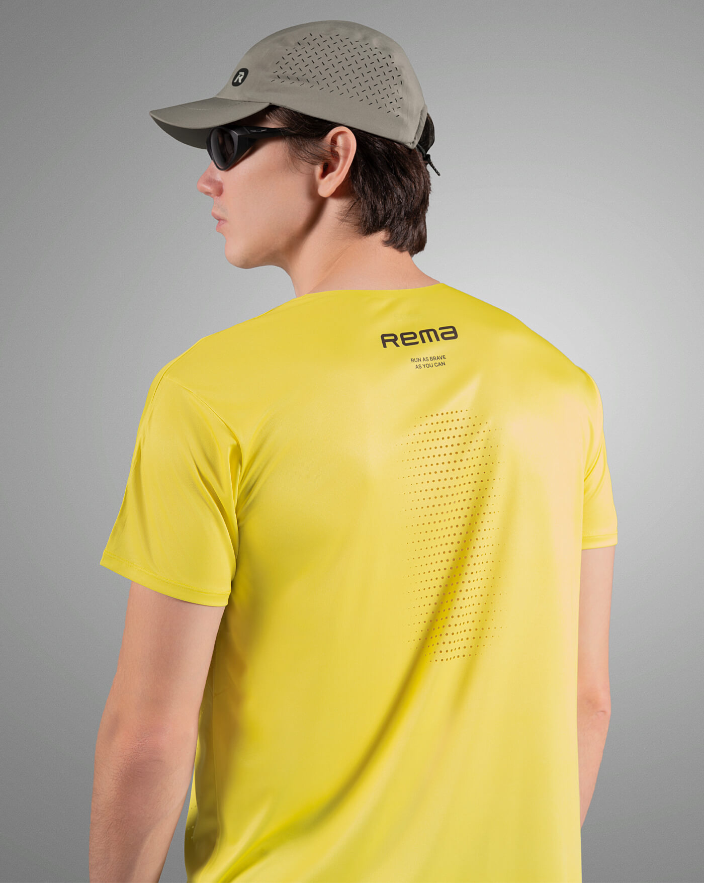 跑步短袖上衣 hover