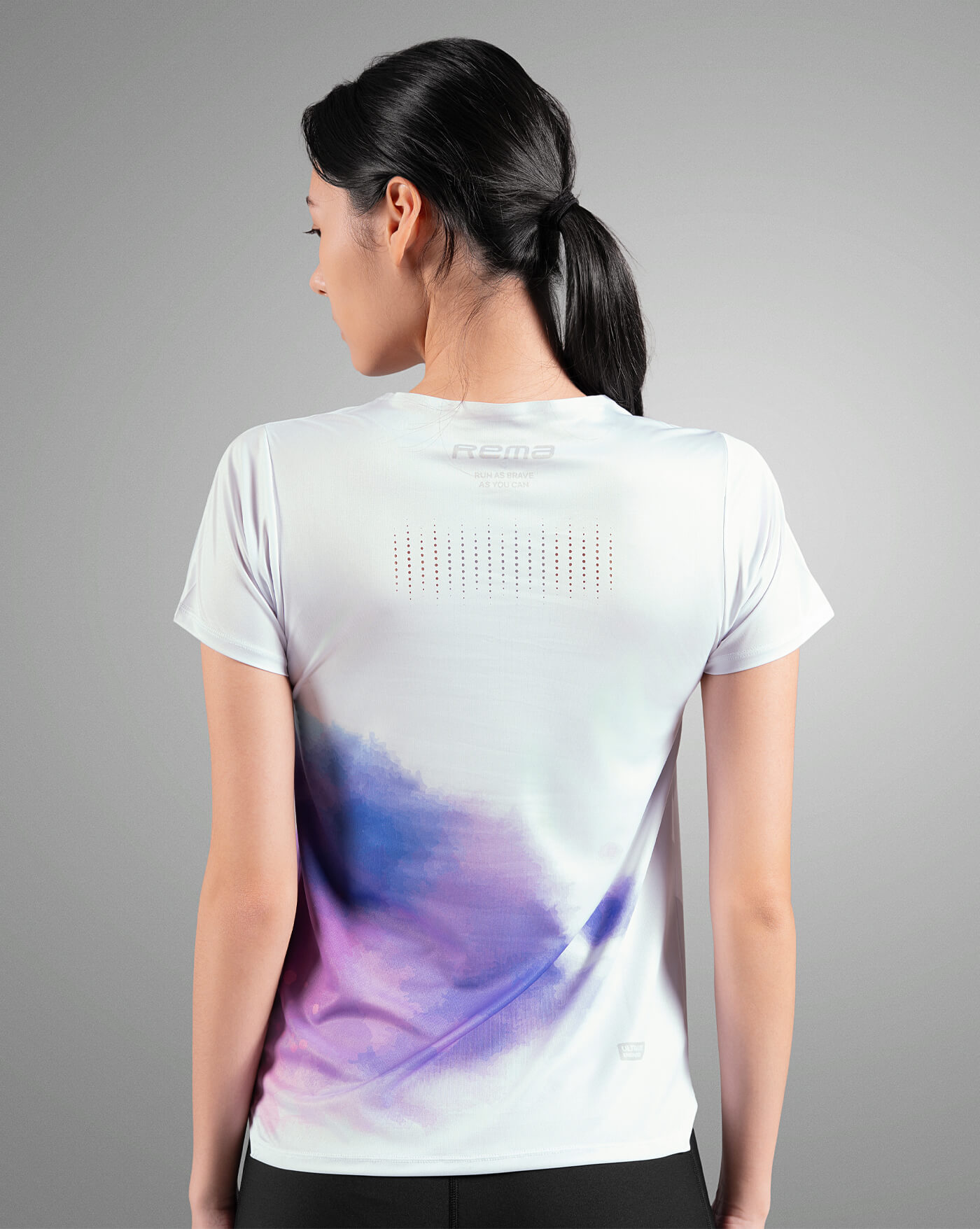 跑步短袖上衣 hover